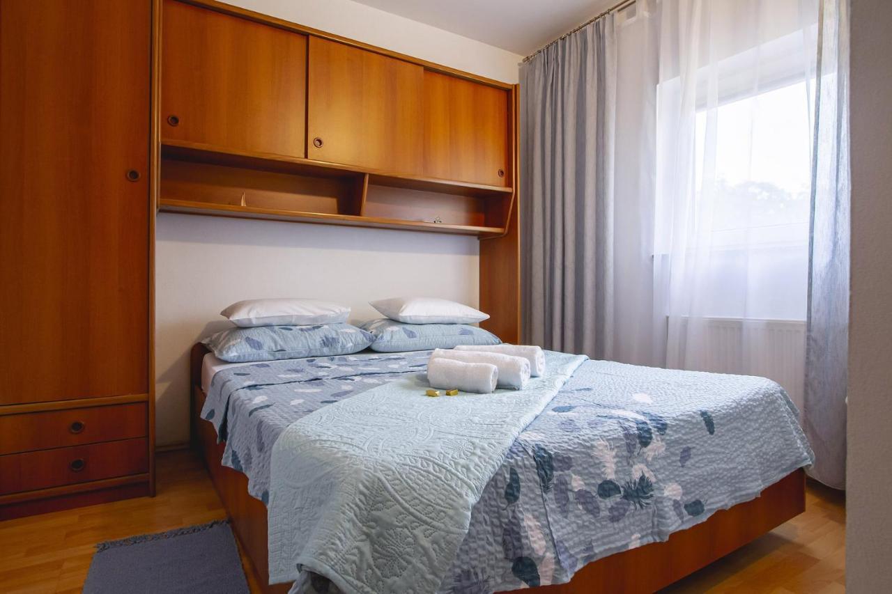 Apartmani Justic ニヴィーチェ エクステリア 写真