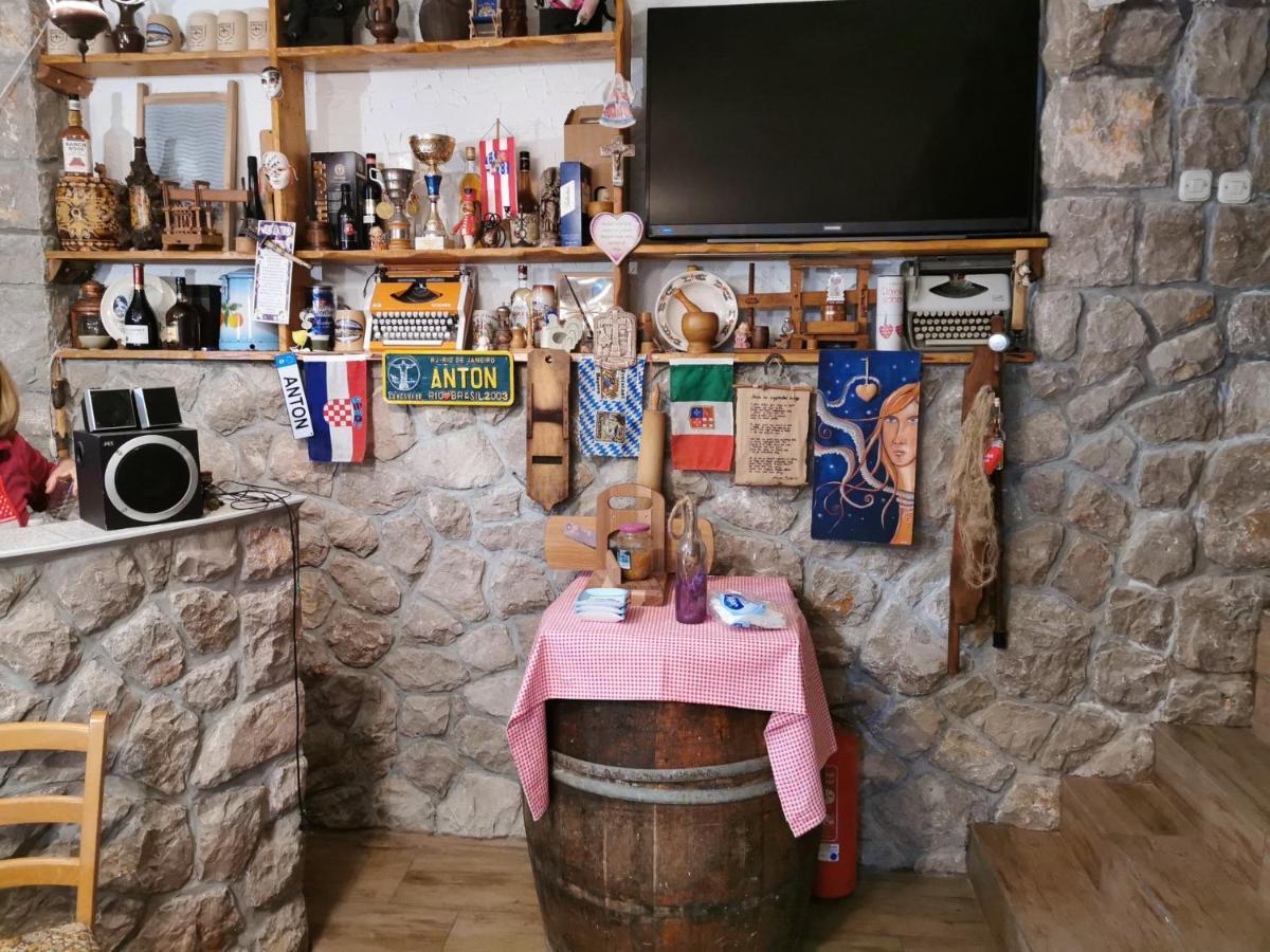 Apartmani Justic ニヴィーチェ エクステリア 写真