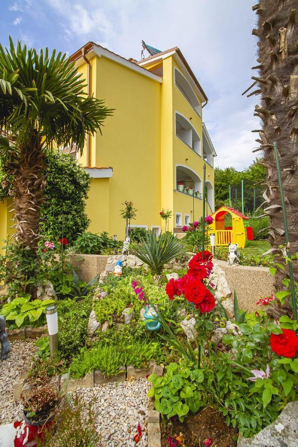 Apartmani Justic ニヴィーチェ エクステリア 写真