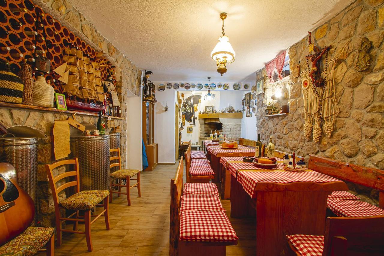 Apartmani Justic ニヴィーチェ エクステリア 写真